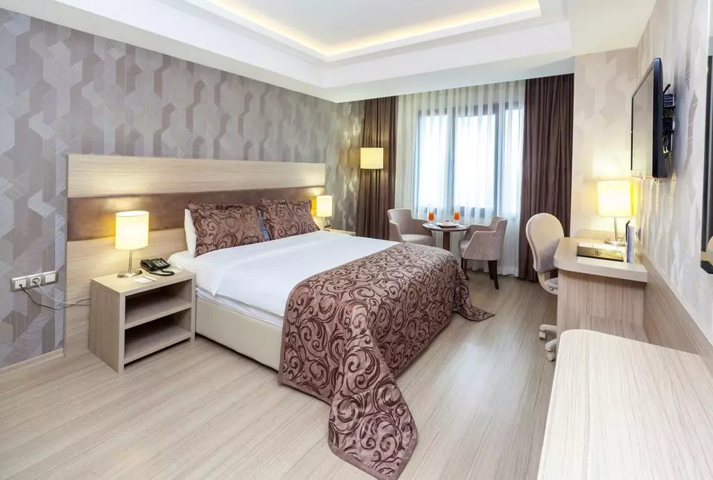 Hotel Golden Way Giyimkent_shabavizparvaz_08.jpg